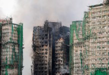 Hong Kong: incendio ya está «bajo control total», dice el jefe del Ejecutivo local Incendio en Hong Kong