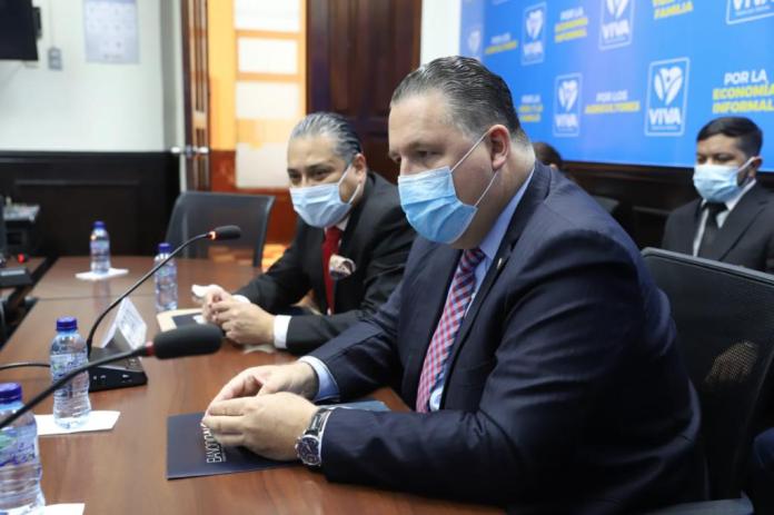 El Ministerio Público (MP) confirmó una orden de captura en contra del exgerente general del Crédito Hipotecario Nacional (CHN). Foto La Hora: Congreso