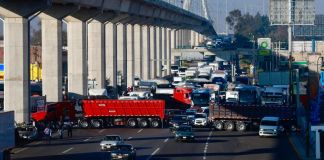La secretaria de Gobernación de México, Rosa Icela Rodríguez, afirmó que “no existe razón para mantener dichos bloqueos y manifestaciones”. Foto La Hora: EFE