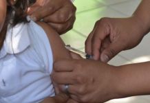 Salud confirma sexto caso de sarampión en un menor de 14 años y el primero en el departamento de Guatemala Con una sola dosis, los niños menores de 2, 4, 6 y 18 meses de edad que reciban una dosis de la vacuna Hexavalente pueden protegerse contra seis enfermedades. Foto La Hora; MSPAS