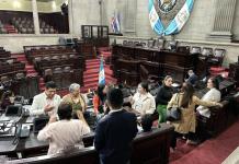 Pocos diputados asistieron al Congreso de la República y no se avanzó con a la interpelación. Foto: La Hora / José Orozco