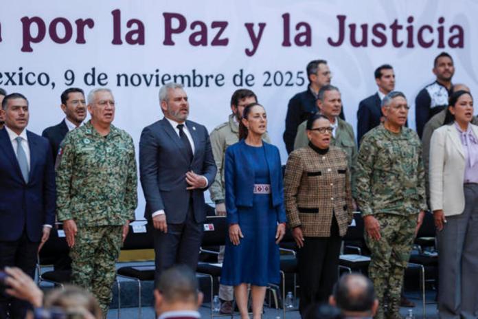 El Gobierno de México presentó el Planel cual, entre otras medidas, aumentará el número agentes de las Fuerzas de Seguridad en el estado hasta 10.500 agentes para combatir la inseguridad y la delincuencia. Foto: La Hora: EFE/ Isaac Esquivel