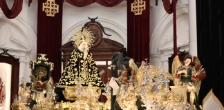 En conmemoración de los 125 años de veneración, la imagen de la Virgen de Soledad del Templo de la Recolección saldrá en procesión extraordinaria. Foto La Hora: Alejandro Espinoza