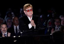 Archivo del cantautor inglés, Elton John, durante una presentación en Washington. Foto La Hora: EFE