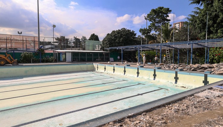 Inician remodelaci&oacute;n en piscina de la zona 15. Foto La Hora: CDAG
