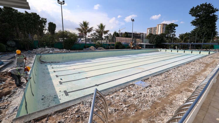 Inician remodelaci&oacute;n en piscina de la zona 15. Foto La Hora: CDAG