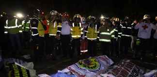 El Cuerpo Voluntario de Bomberos (CVB) identificó a ocho de los quince fallecidos en el accidente de tránsito de Nahualá. Foto La Hora: CVB