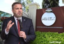 Minex por cambios de embajador de EE. UU.: «son procedimientos internos del Departamento de Estado» Foto La Hora: Roberto Altán