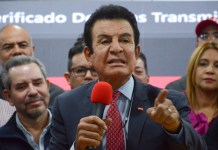 Elecciones en Honduras: Nasralla toma leve ventaja cuando ha sido escrutado el 70% de las actas Nasralla