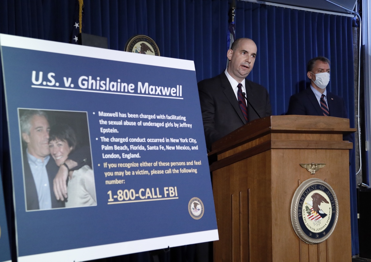 Juez autoriza divulgar documentos sobre Ghislaine Maxwell y el caso Epstein