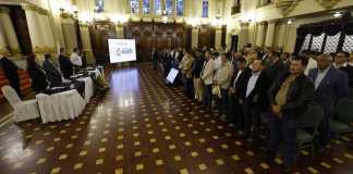 Gobierno busca reformas para ley de Codedes, mientras propone revisión de proyectos a municipalidades.