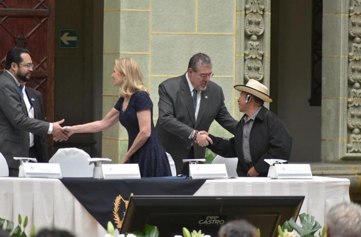 Estado pide disculpas públicas a familias víctimas del conflicto armado tras resolución de la Corte Interamericana de DD. HH.