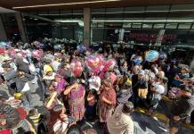 Aeropuerto a máxima capacidad: reportan 900 viajeros por hora Reportan alta afluencia en el aeropuerto La Aurora. Foto La Hora: José Orozco.