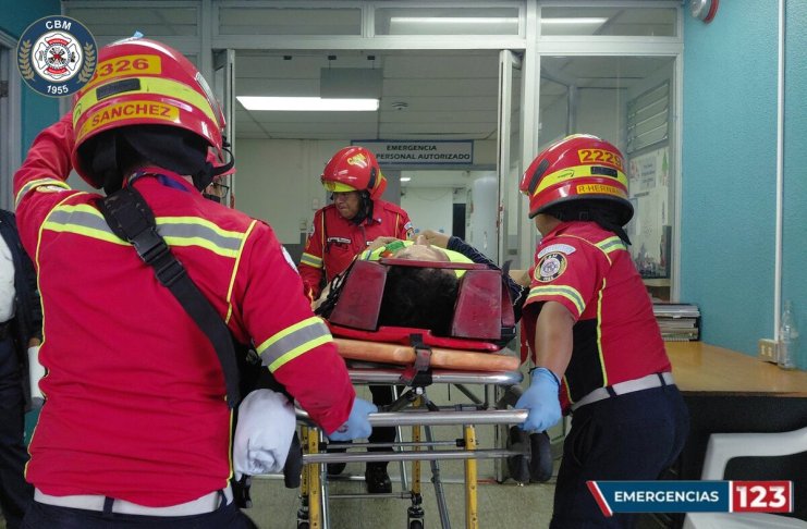 Un trabajador del programa Limpia y Verde resultó herido tras ser atropellado. Foto La Hora: CBM.