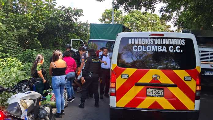 Accidente en el kilómetro 229 de la ruta que conduce de Colomba Costa Cuca. Foto La Hora: CVB.