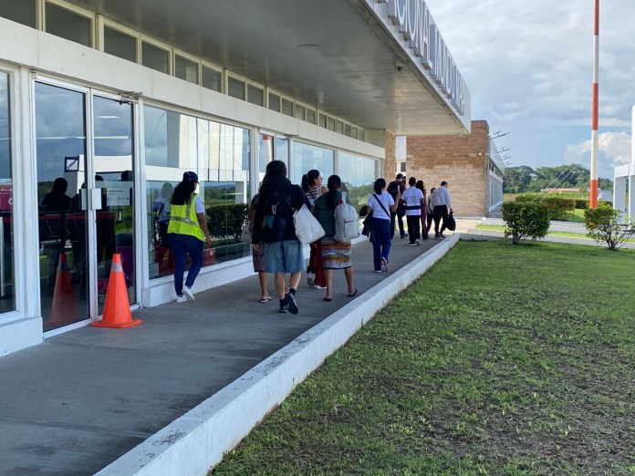 Aeropuerto Internacional Mundo Maya durante temporada alta Aeropuerto Internacional Mundo Maya reporta un incremento en el flujo de pasajeros durante temporada alta. Foto La Hora: Mundo Maya