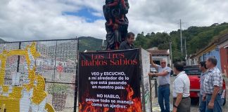 A pocas horas de celebrarse la tradicional Quema del Diablo en la Antigua Guatemala, el Barrio de La Concepción afinó este domingo 7 de diciembre los últimos detalles.