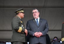 Cárteles enfrentados, violencia contra alcaldes y una visita inesperada marcan la semana de Arévalo Cárteles enfrentados, violencia contra alcaldes y una visita inesperada marcan la semana de Arévalo. Foto La Hora: Gobierno de Guatemala