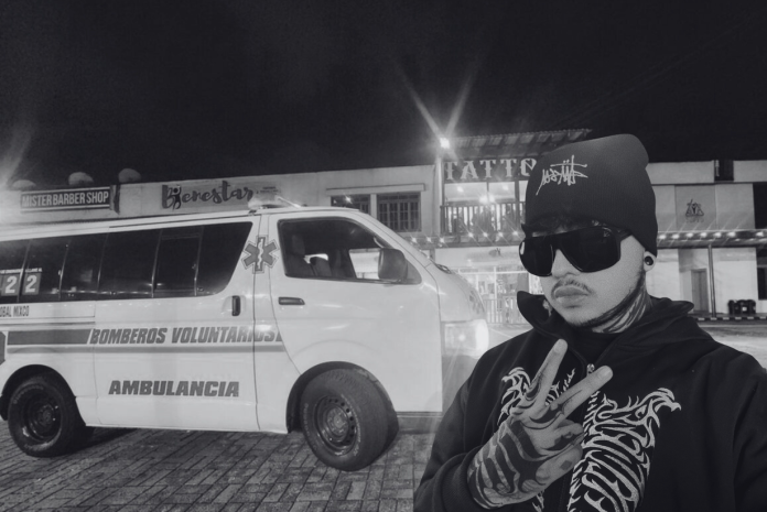 Los Bomberos Voluntarios informaron del ataque armado en el interior de un estudio de tatuaje. Foto La Hora