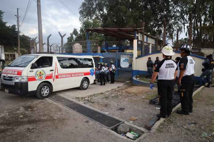 Bomberos_ed1c89 Incidente en Granja Modelo de Rehabilitación Pavón, Fraijanes. Foto La Hora: CVB.