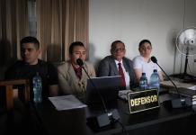 Caso Melissa Palacios: Sala Primera escucha amparo con el que Bonilla busca evadir juicio por asesinato María Fernanada Bonilla y su exguardaespaldas José Luis Marroquín junto a su defensa. Foto La Hora: Daniel Ramírez.
