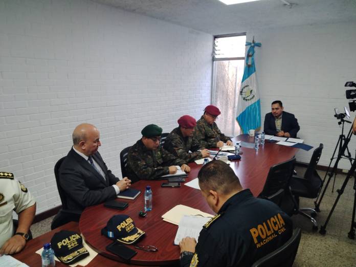 Citación de VOS hacia el Ejército y Gobernación por número de fallecidos en la frontera, en San Marcos y Huehuetenango. Foto La Hora: Joel Maldonado