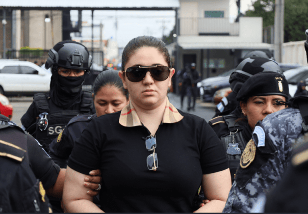 bonilla blusa burberry