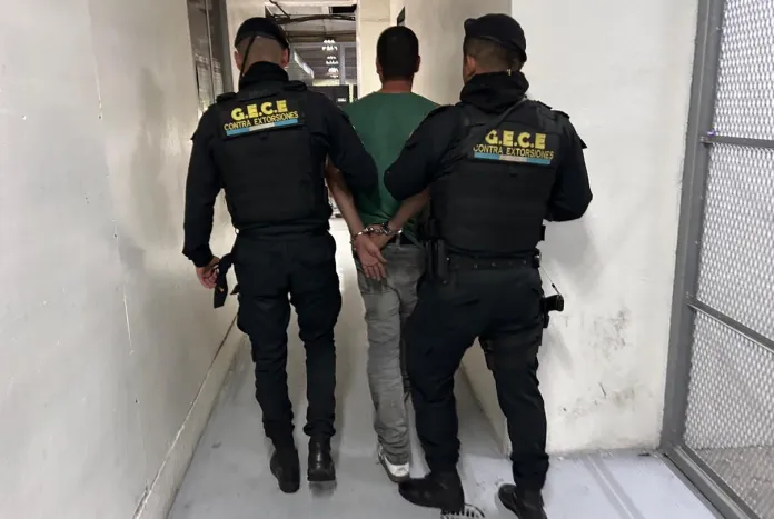 Captura pnc PNC captura a presunto distribuidor de drogas en zona 11 y decomisa varias sustancias ilícitas Foto: PNC