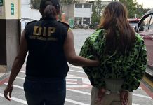Capturan a presunta integrante del Barrio 18 en la zona 6 de Mixco.