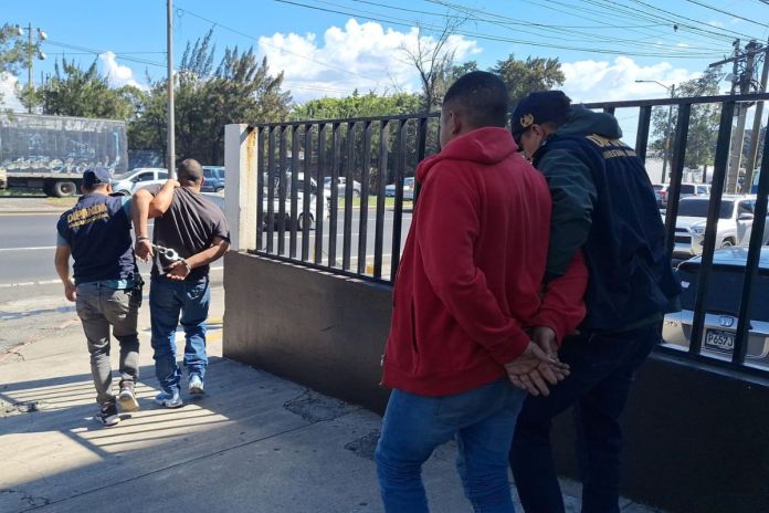 Capturan a Colocho junto a su padre Pelon Alias