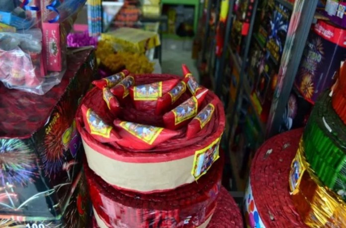 Salud emite recomendaciones ante quemaduras por juegos pirotécnicos. Foto La Hora: Archivo.