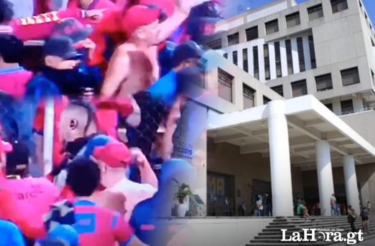 Disturbios de la final entre Municipal y Antigua GFC. Foto La Hora: RRSS