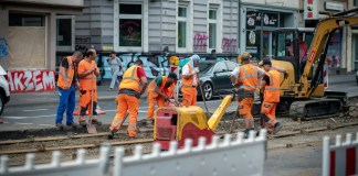 El salario mínimo sí debe de aumentar, aseguran diputados y esta es la razón que lo justificaría