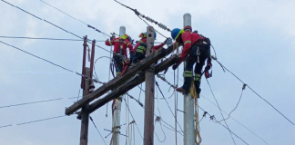 Energuate y electrificación en Santa Rosa. Foto La Hora: Energuate