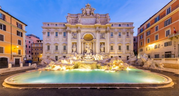 La emblemática Fontana di Trevi, uno de los símbolos más reconocidos de Roma, dejará de ser completamente gratuita para los visitantes.
