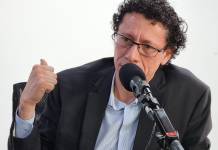 Carlos Bezares, exsecretario general del partido Voluntad, Oportunidad y Solidaridad (VOS), aseguró que continuarán la batalla legal. Foto La Hora: Carlos Bezares