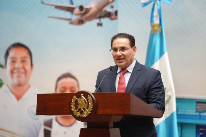 El ministro de Gobernación, Marco Antonio Villeda, desplegó tres grupos de investigación derivado de la muerte del alcalde de Masagua. El ministro de Gobernación, Marco Antonio Villeda, desplegó tres grupos de investigación derivado de la muerte del alcalde de Masagua.