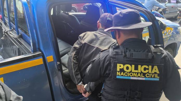 G8FLGJdX0AcoSz4 Capturas