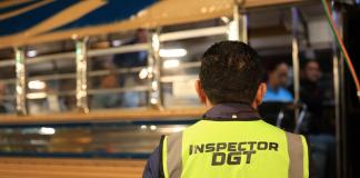 Agentes de la Dirección General de Transporte y de Provial ya verifican que los choferes de buses extraurbanos cuenten con su papelería en orden en varias carreteras del país. Foto La Hora: DGT