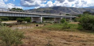 Puente de ingreso a El Jícaro alcanza más del 93 % de avance y se acerca a su finalización.
