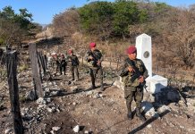 Ejército confirma enfrentamiento contra presuntos narcotraficantes en frontera de Huehuetenango Ejército confirma enfrentamiento contra presuntos narcotraficantes en frontera de Huehuetenango.