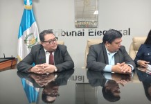 Organización de cercanos a Consuelo Porras y Estuardo Gálvez presentan planilla para Postuladora del TSE Las organizaciones cercanas a la fiscal general, Consuelo Porras y del exrector de la USAC buscan integrar la Comisión de Postulación de TSE. Foto La Hora: Engelberth Blanco