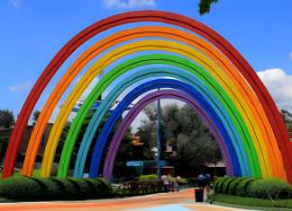 Irtra continúa con su temporada navideña 2025 con desfiles aún programados en Mundo Petapa y Xetulul, ofreciendo espectáculos familiares durante diciembre y los primeros días de enero.