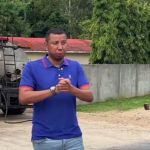 El alcalde de San Francisco, Petén, Juan José Paredes, interrumpió una transmisión tras recibir amenazas. Foto La Hora: captura de pantalla