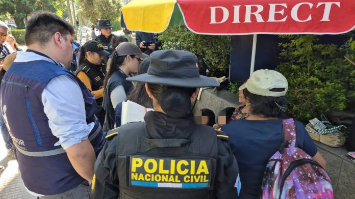 Rescatan a menores en la zona 9 y 10 capitalina. Foto La Hora: PNC.