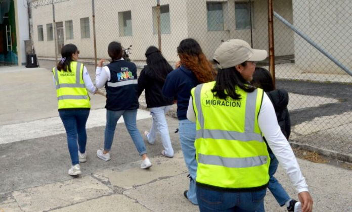 Acompañamiento y apoyo para la repatriación de 48 niñas, niños y adolescentes (NNA) migrantes extranjeros. Foto La Hora: PGN.