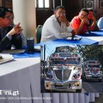 Mesas de trabajo para construir propuesta de Ley de Transportes. Foto La Hora