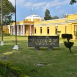 El Ministerio de Educación (Mineduc) informó que para el ciclo escolar 2026 se habilitarán 504 nuevos institutos de nivel medio en todo el país.