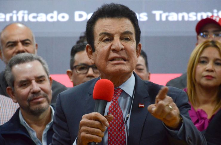 El resultado oficial de las elecciones en Honduras tomará días, informó Salvador Nasralla. Foto La Hora: EFE
