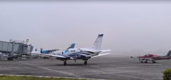 Neblina registrada en el AILA pausó despegues en el aeropuerto. Foto La Hora: DGAC